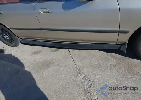 1995 Honda Accord Lx from USA, damaged, VIN JHMCD5631SC064449